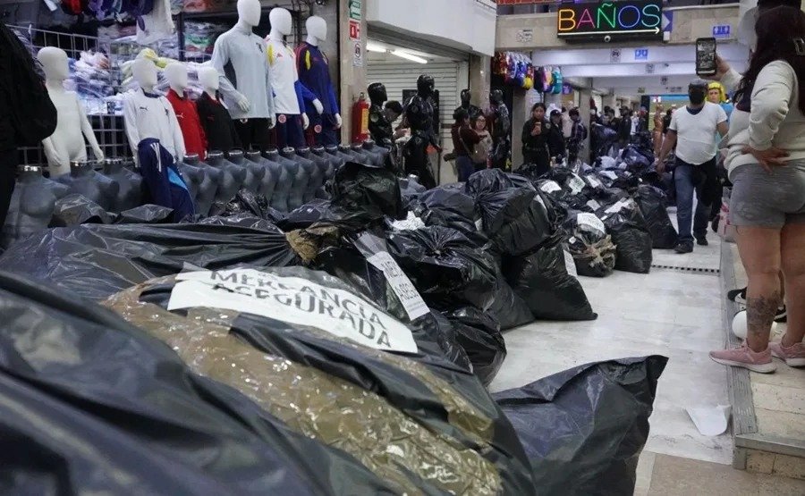 Mexicanos gastan 63 mil millones de pesos al año en productos pirata, alerta Canacintra