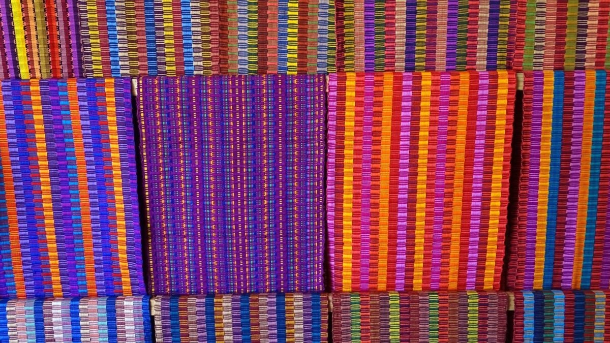Mujeres representan 76.7% en venta de artesanías en Chiapas pero solo 42.4% en premios