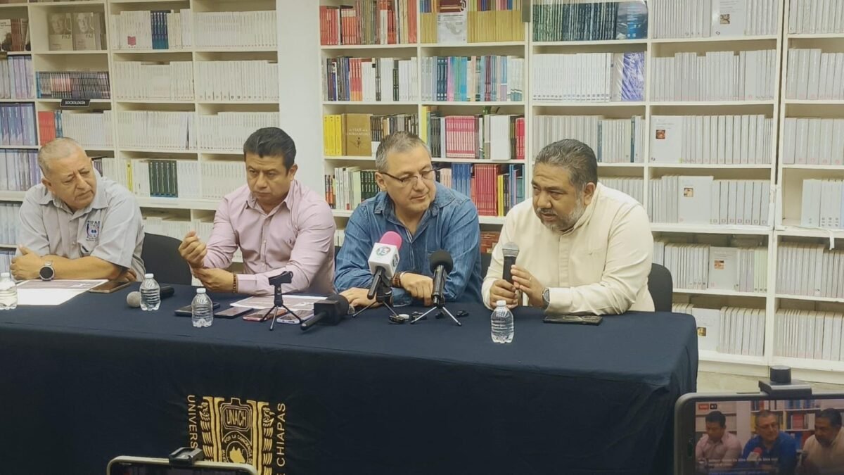 Mutación del gusano barrenador ya alcanza a fauna y humanos: UNACH alista curso internacional en Chiapas