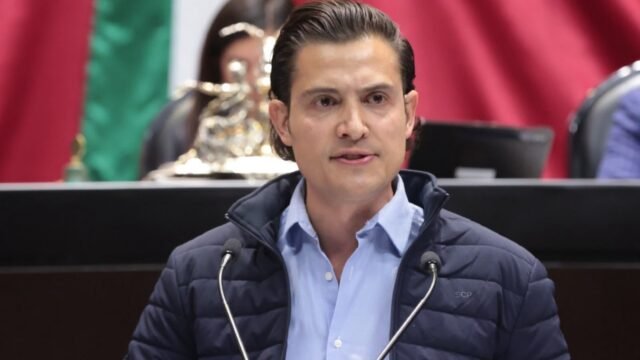 Olvidarlos sale caro: piden diagnóstico y tratamiento gratis para alzheimer y párkinson en México