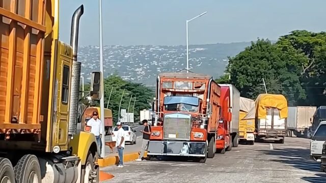 Presencia sin bloqueo: transportistas de Chiapas se plantan en Chiapa de Corzo por la inseguridad