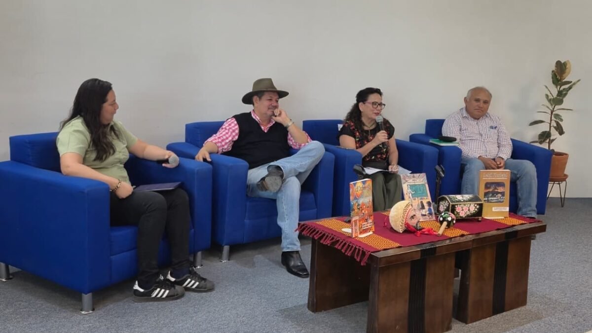 Presenta UNICACH el tercer tomo de Lekil Kuxlejal: autonomía, buen vivir y cultura en Tuxtla