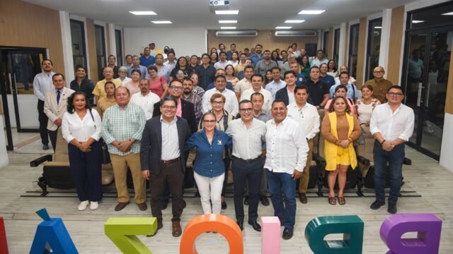 Presentan libro Hurtos de Joaquín Ramírez en Casa del Artesano de Berriozábal