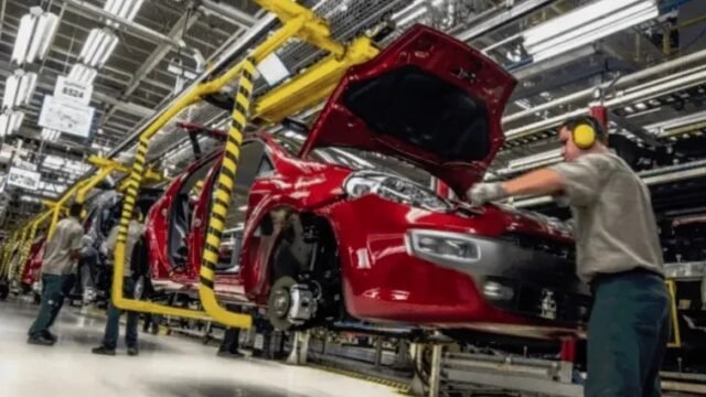 Producción y exportación de vehículos pesados en México repuntan en septiembre de 2026