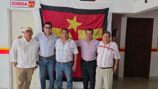 PT presume músculo en Chiapas: suma a líder de Montecristo de Guerrero a sus filas