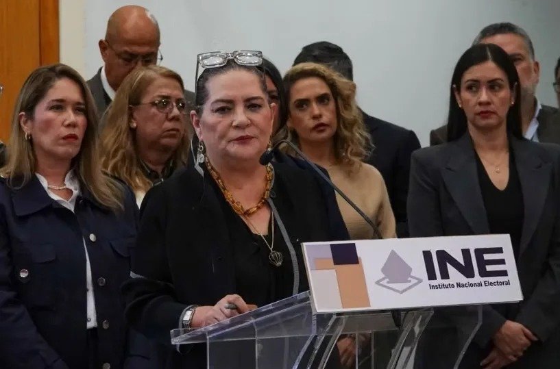 ¡Que la investigue la FGR!: consejero del INE pide indagar a Taddei por viajes y fiestas