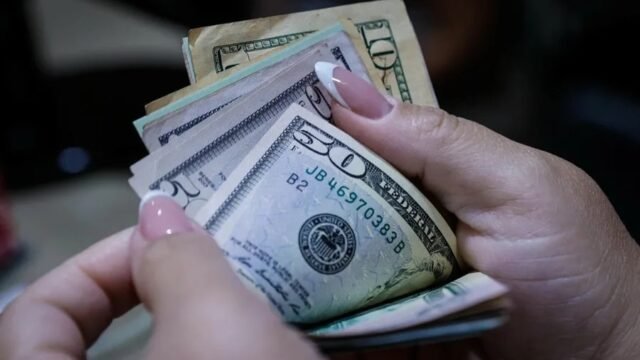 Remesas pierden más de 20 por ciento de poder adquisitivo en México, alerta Banxico