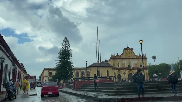 San Cristóbal estrena reglamento de tránsito con límite de 30 km/h y alcoholímetro
