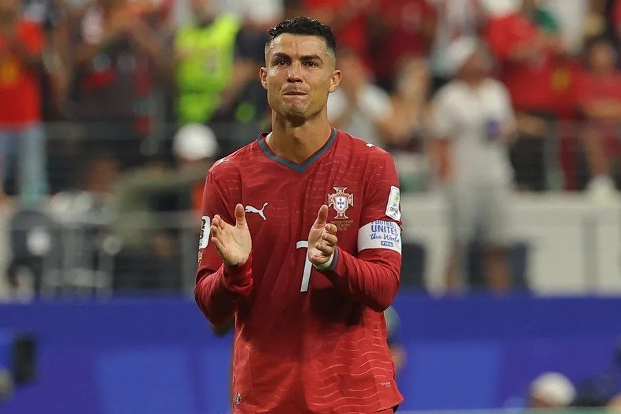 Sancionan a Cristiano Ronaldo con 30 días por abandonar concentración de Portugal