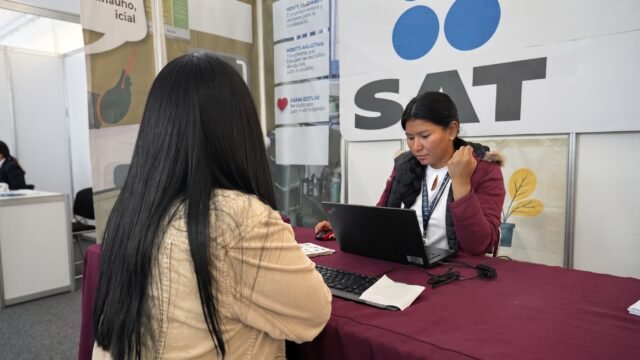 SAT instala oficina móvil con trámites gratuitos en Frontera Hidalgo