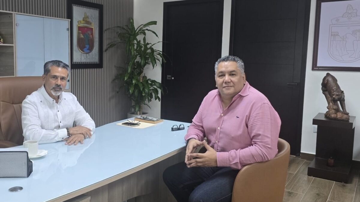Se alían notarios de la Costa con el gobierno para una atención más humana en Chiapas