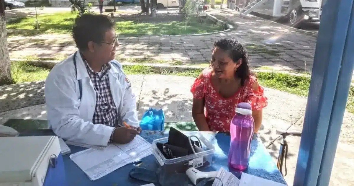 Secretaría de Salud abre convocatoria para la Medalla al Mérito Médico 2026 en Chiapas
