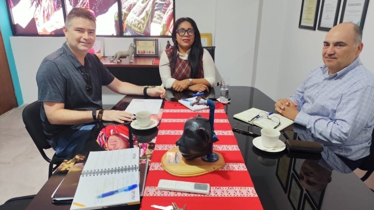 SEyT y CEAS coordinan infraestructura para el Polo de Desarrollo Llano San Juan en Chiapas