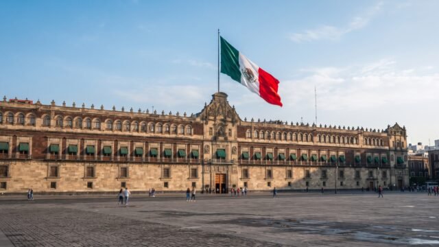 Sheinbaum anuncia portal federal de transparencia: “todo, absoluta transparencia” desde noviembre