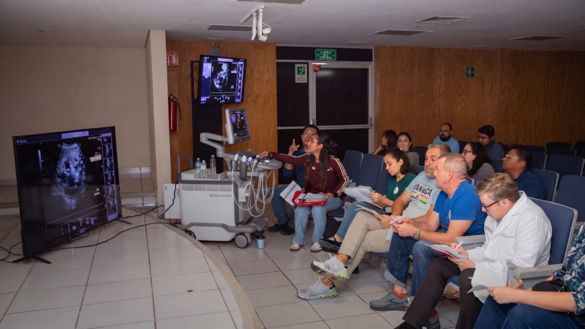 Supervisan obra para resonancia magnética en Hospital Pediátrico de Chiapas