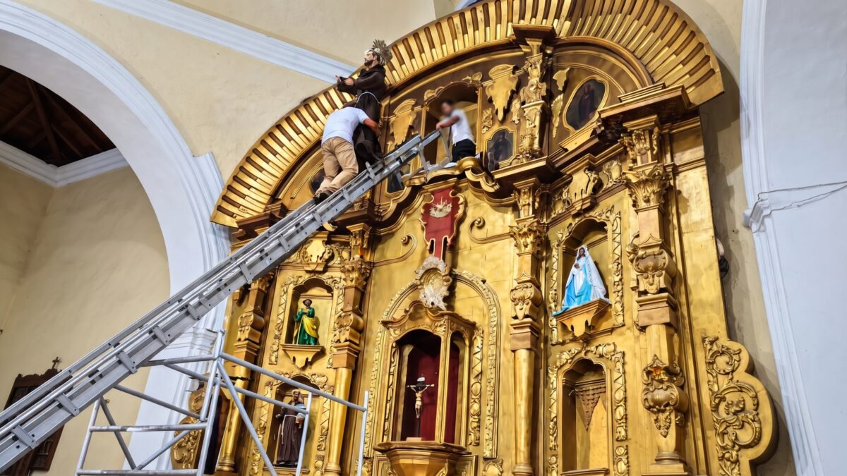 Tata Chico regresa a su nicho en Tonalá tras fiestas en honor a San Francisco