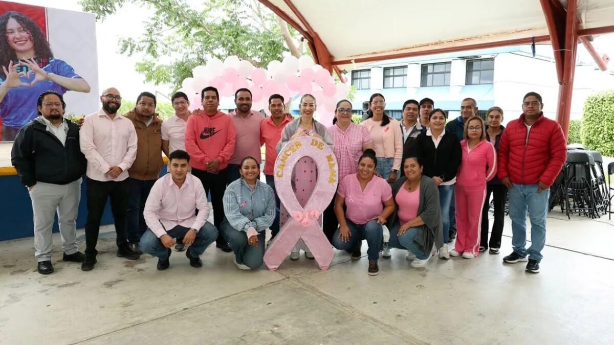 Tec de Cintalapa realiza feria de salud por el Día Mundial contra el Cáncer de Mama