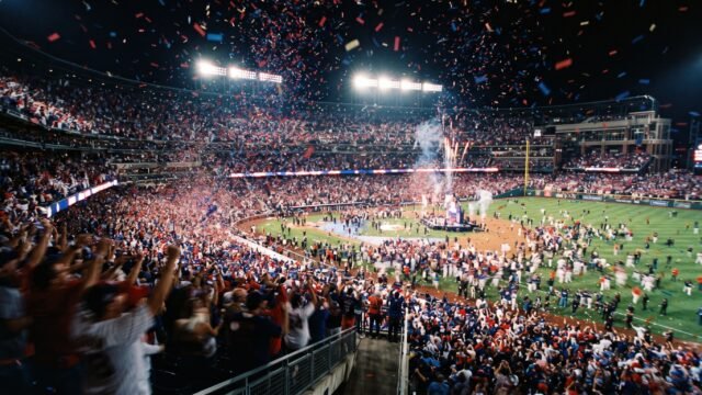 Terminan con 55 años de sequía: Cerveceros de Milwaukee barren a Tampa y ganan su primera Serie Mundial