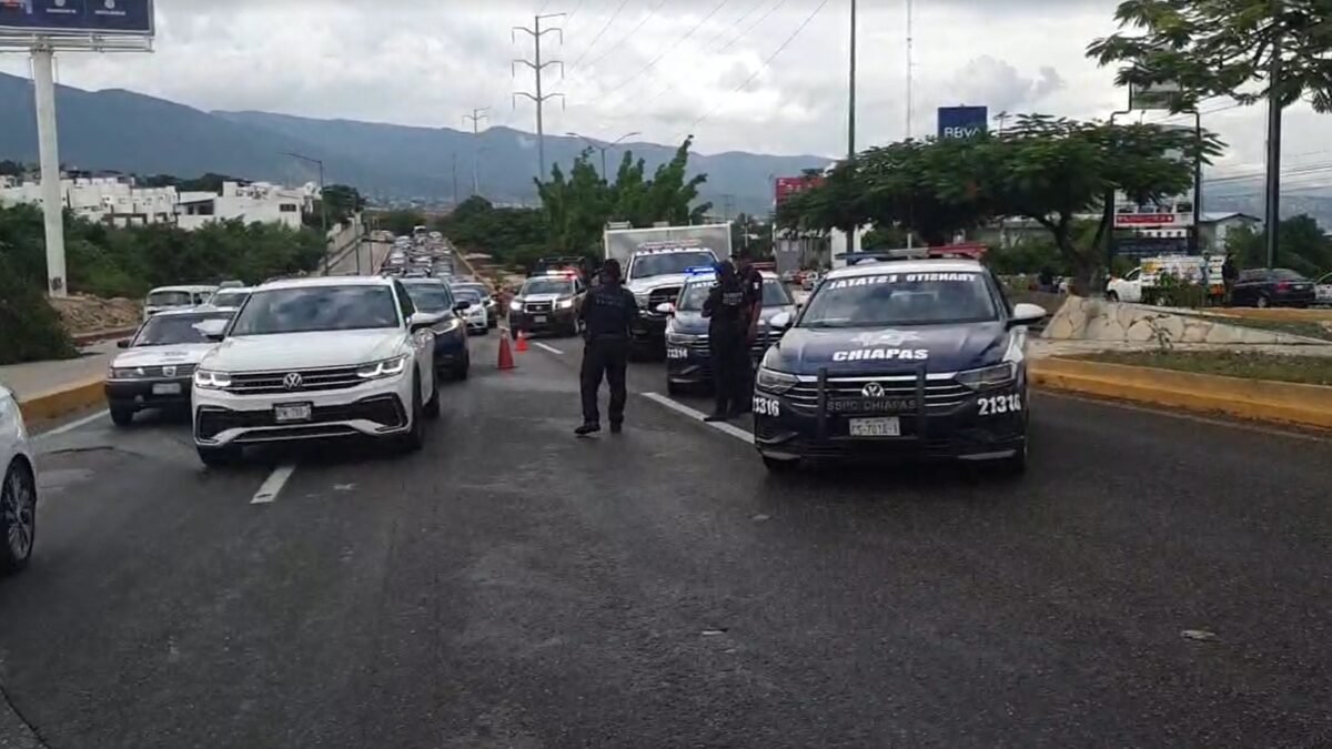 Tráfico en Tuxtla Gutiérrez cuesta 1,620 millones al año y 129 horas por persona