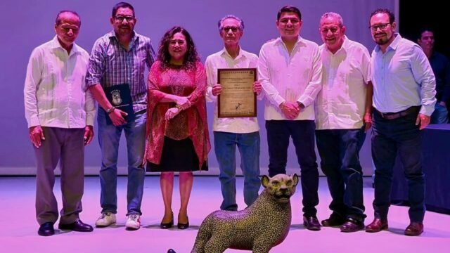 UNICACH reconoce a docentes e investigadores por excelencia académica en Tuxtla Gutiérrez